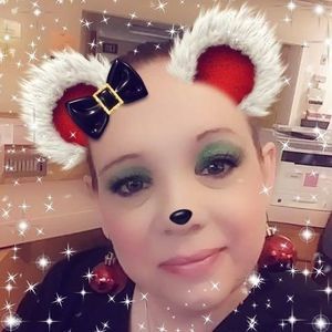 Meet your Posher, Nora